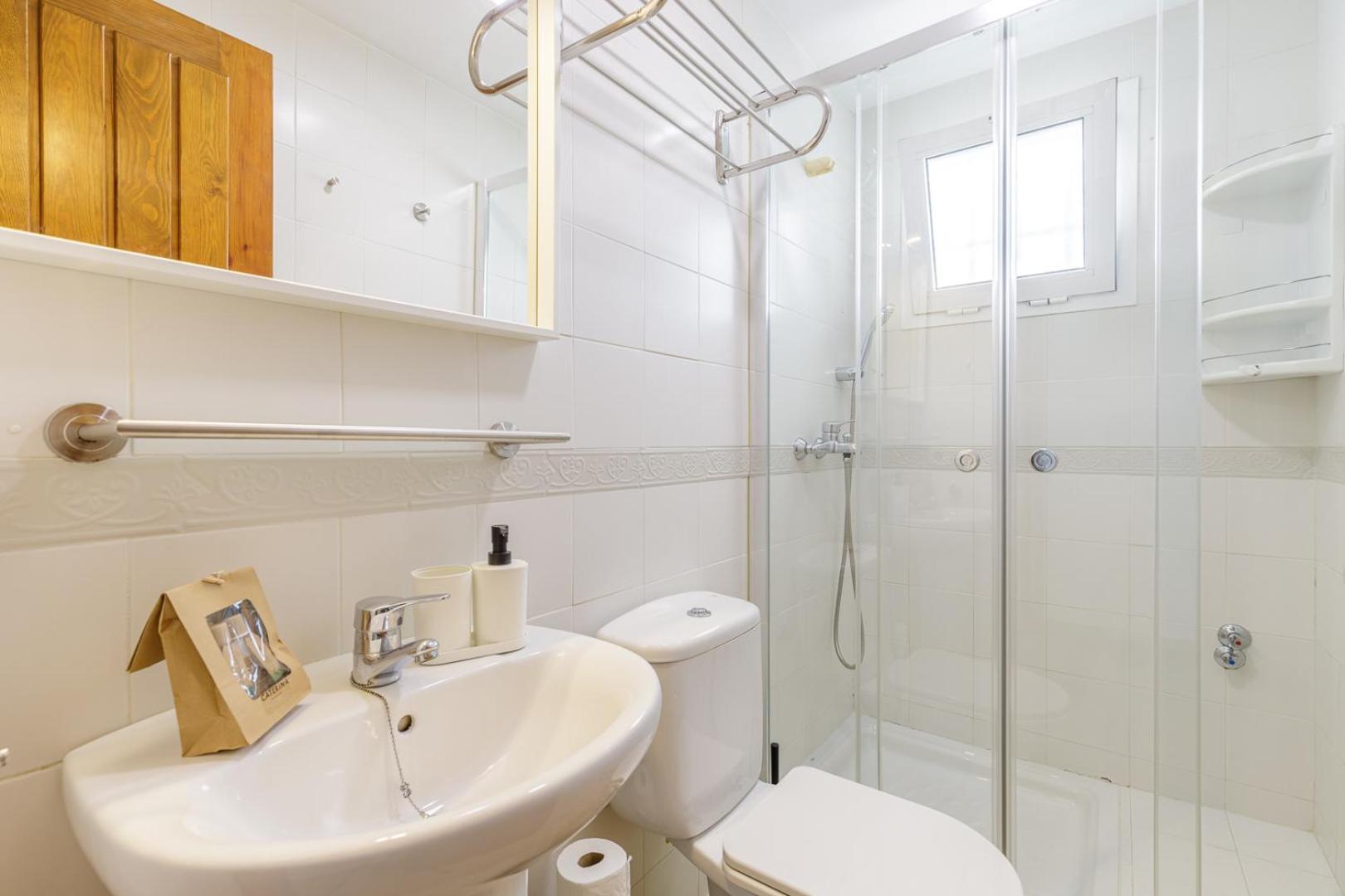 Caterina Pedregalejo Apartment Malaga Ngoại thất bức ảnh