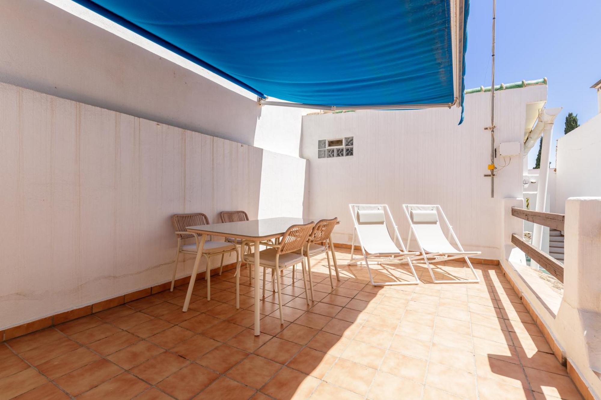 Caterina Pedregalejo Apartment Malaga Ngoại thất bức ảnh