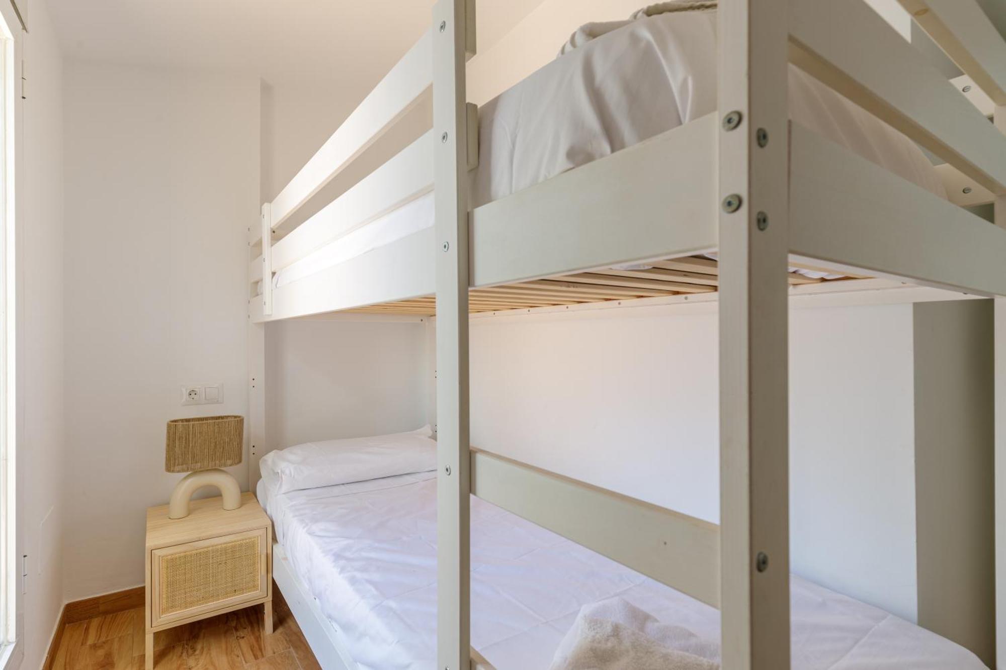 Caterina Pedregalejo Apartment Malaga Ngoại thất bức ảnh